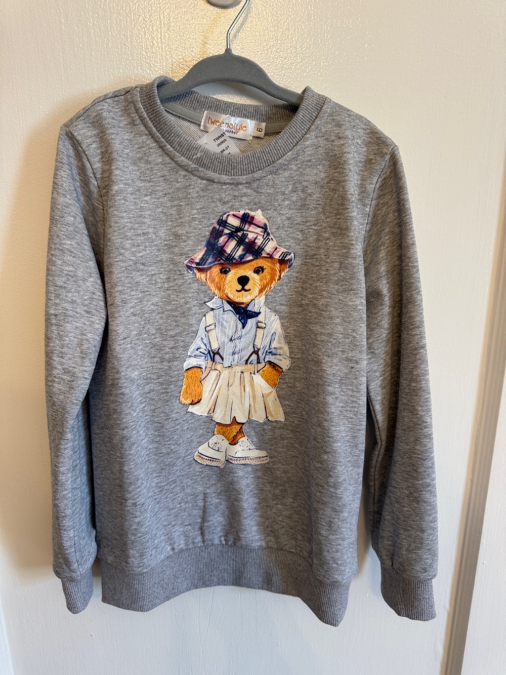 Tweenstyle Grey Sweatshirt with Teddy Bear Graphic size 6